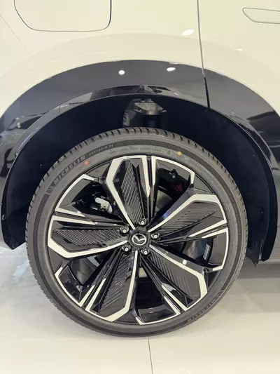 Mazda Other 2025 thumbnail 7