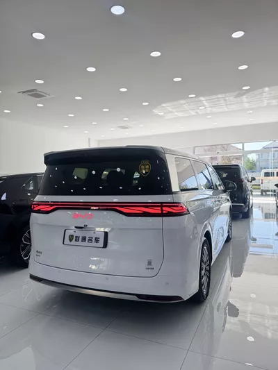 BYD XIA DM-I 2025 thumbnail 3
