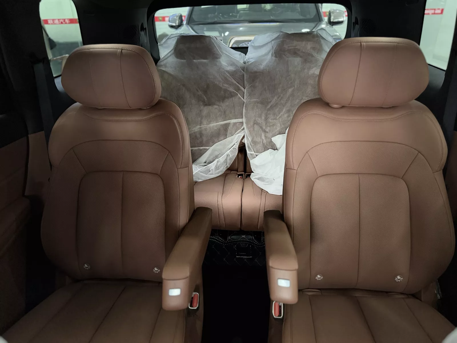 BYD DENZA N8L 2025 photo 8