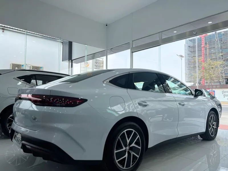 BYD Qin-L 2025 preview 3