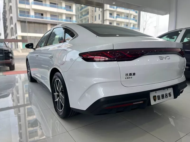BYD Qin-L 2025 preview 4