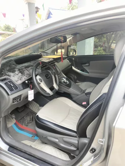 Toyota Prius 2010 thumbnail 4