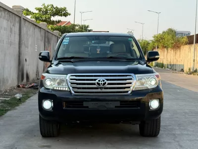 2014 Toyota Land Cruiser