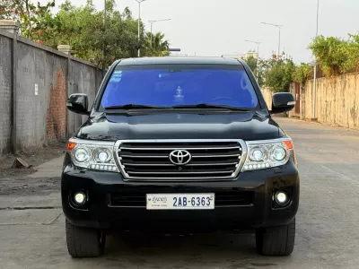 2013 Toyota Land Cruiser