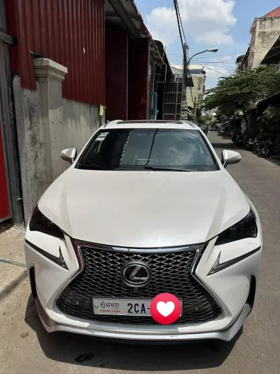 Lexus NX200t