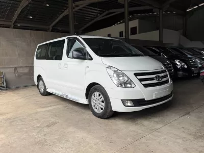 Hyundai Starex 2017 thumbnail 2
