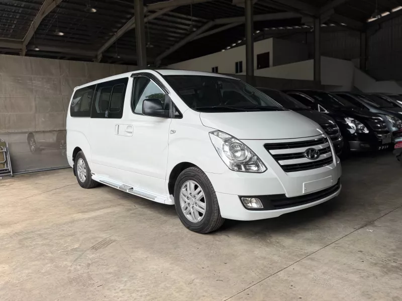 Hyundai Starex 2017 preview 2