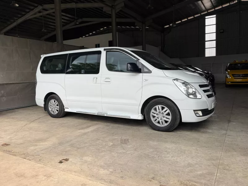 Hyundai Starex 2017 preview 3