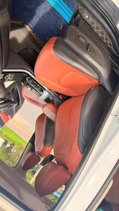 Kia Carnival 2023 thumbnail 6