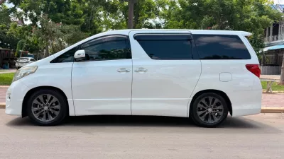 Toyota Alphard 2011 thumbnail 2