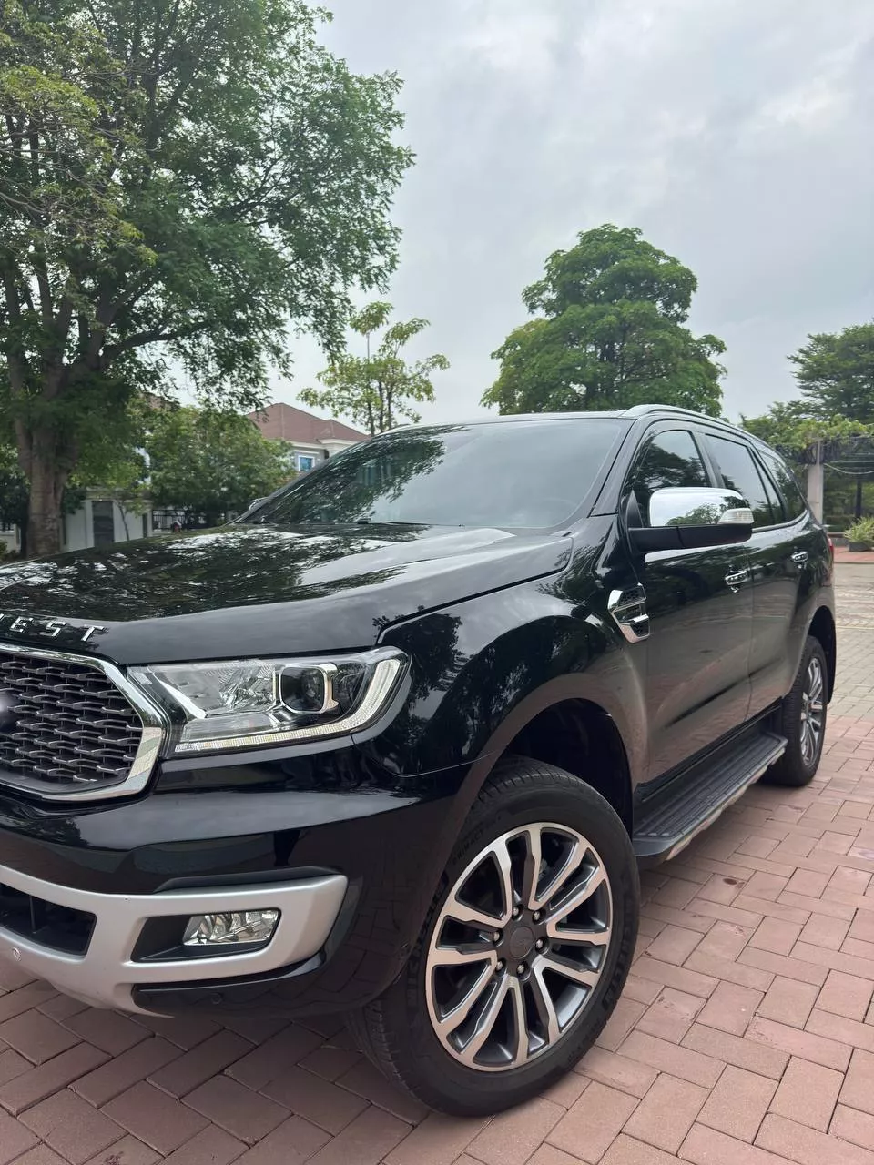 Ford Everest 2022 photo 2