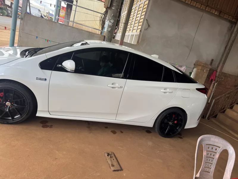 Toyota Prius 2017 preview 3