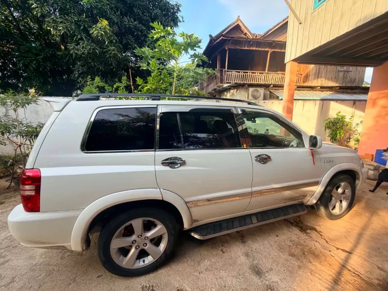 Toyota Highlander 2002 preview 5