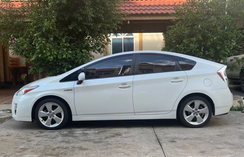 Toyota Prius 2010 preview 2