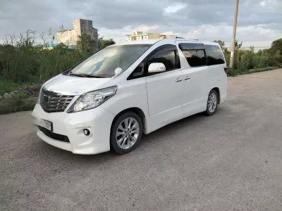 2011 Toyota Alphard