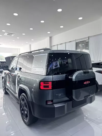 BYD Leopard Titanium 7 Ultra 2026 thumbnail 4