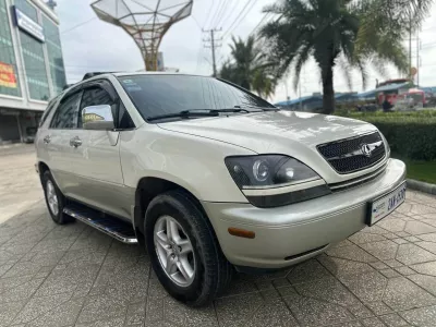 2000 Lexus RX300